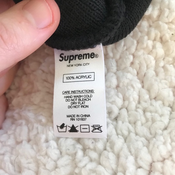 Supreme toque - Picture 2 of 4